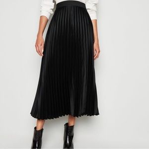 Rachel Zoe Black Pleated Midi Skirt